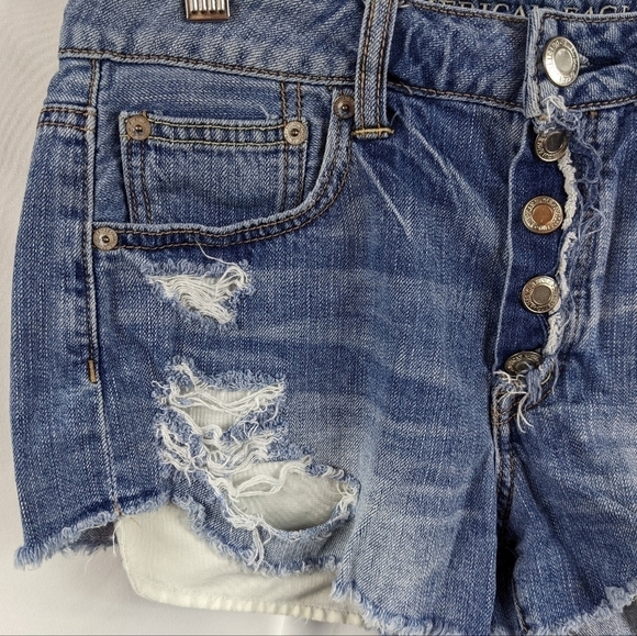 AEO Hi-Rise Festival Button Fly Destroyed Cut Off Jean Shorts Sz 4 - Picture 2 of 10
